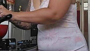 Pregnant Woman Shows Off Her Big Ass And Mature Body To Young 18+ Admirers!