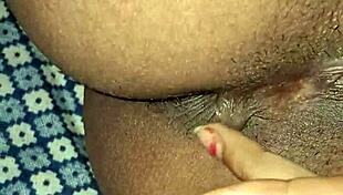 देसी इंडियन अलीशा भाभी हॉट मस्तर्बेशन करती है