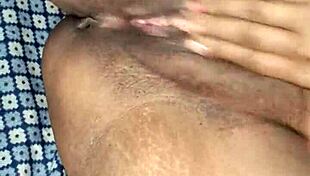 देसी इंडियन अलीशा भाभी हॉट मस्तर्बेशन करती है