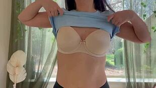 i love teasing you with my big tits