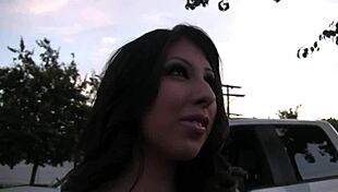 Esperanza Diaz, wanna see how I got revenge on my boyfriend?