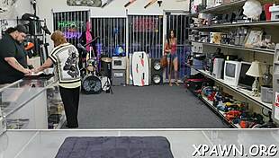 I, glamorous amateur, wanna become illustrious by having rough sex. With big cock.