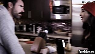 i'm a lesbian milf who enjoyed threesome therpy and i really liked it