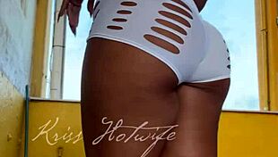 naughty wife flaunts short shorts to gym friend in public