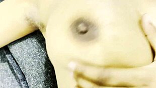 Indian model teen 18+ play solo amazing performance