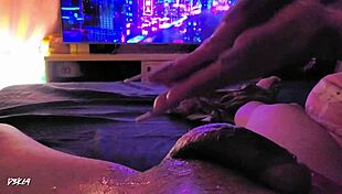 Stepmom, Give Me A Handjob To Orgasm With Your Long Nails!