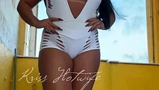 naughty wife flaunts short shorts to gym friend in public