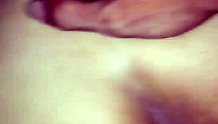 Vietnamese girlfriend gets bent over for doggystyle