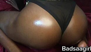 look at that badass ass shaking!