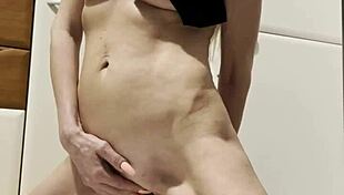 arab babe's first dildo orgasm tease