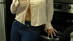 Fucking big titty wifey in the kitchen!