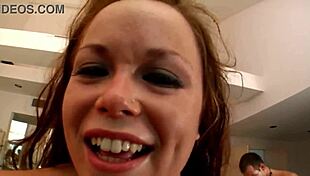 मैं देखता कासी स्टार को गांड डीपी और स्क्वर्ट हर जगह निगलते कम