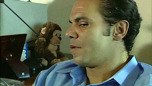 Blonde milf brittney skye deepthroats and fingers asshole