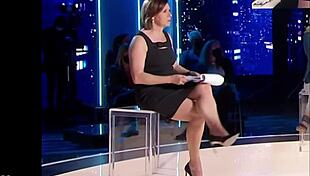 Bianca, the super sexy mature lady, flashes her legs in an upskirt