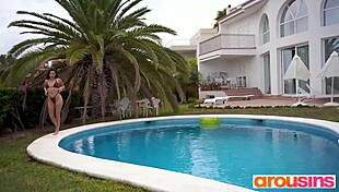 hey, i love fingering my wet pussy, helina dream for arousins