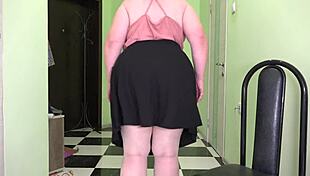 Mature Milf Jumps Rope In Stockings, Shaking Saggy Tits