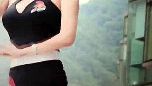 Korean Race Queen Teases With Huge Cumshot Load