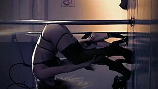 pov doctora argentina te hace sexy baile en el tubo