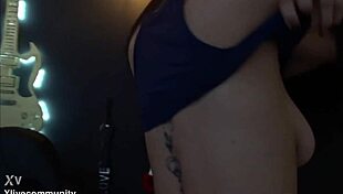 Sensual Latina Amateur Enjoys Soft Moments