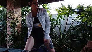 what just happened with banana and ass