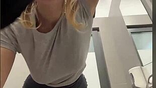 First time fucking in the public toilet 😍