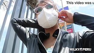 peruana mariana acepta regalos a cambio de sexo en mi departamento