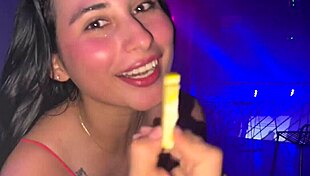 Chica Follando Al Salir De La Discoteca