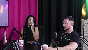 duas gostosas com os peitos de fora fazem boquete e tem a buceta fodida gemendo gostoso e ficando molhadinhas - bruna carlos matheus caetano kel abate e bruno abate watch on sheer red