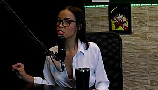 morena performs stripper routine outdoors after discussing clubs