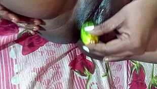 Amazing mature indian woman masturbates to creampie