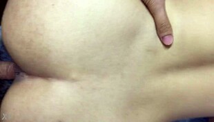 Cumshot on my girls back