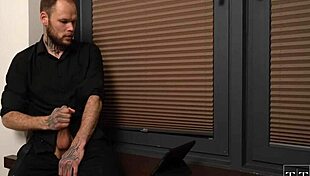 Fucked and cummed in the pussy of a tall skinny hottie