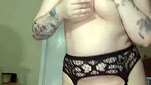 i'm dancing clothes off, using toys on my big pussy to cum for you