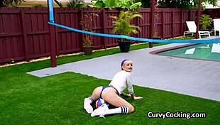 Blonde teen in spandex bends over and shakes her firm ass on the trainer's cock in doggystyle.