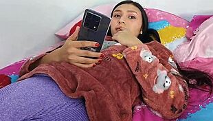 Rosibel, the stepdaughter, takes off the condom for creampie with stepfather