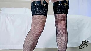 Girlfriends fulfill fantasy with double penetration