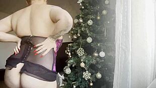 Pussy lips and natural big tits bouncing during solo masturbation!