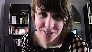 STEPDUGHTER JEALOUS OF NEW GIRLFRIEND'S MOUTHFUL