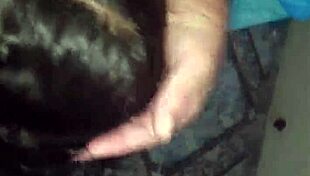 Housewife Fucks Delivery Boy