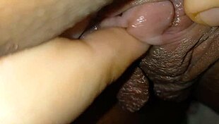 look at that wet big latina pussy!