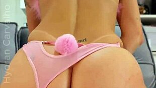 i got a chocolate carrot from coelinha sara apollo and my husband helped out with it