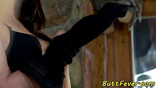 Glamour Babe In Stockings Gets Anally Fucked With Gaping Ass