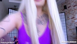 Oh man, I got this handjob from my pervy step sis and came all over her big tits