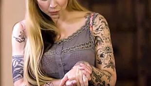 Sarah Vandellas Slumber Party Turns Wild Foursome