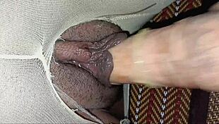 Pretty Amateur Girl In Stockings Teasing Show