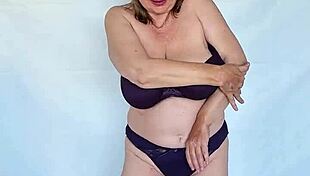 i crave this mature busty milf in stockings and high heels