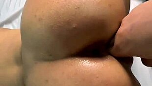 me follo a mi hermanastra culona