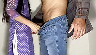 हे इंग्लिश टीचर, मैथ टीचर ने तुम्हें उस बाथरूम में बिग कॉक से इतना हार्ड फक क्यों किया?