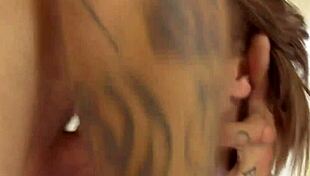 Teen amateur picked up and railed hard 😈