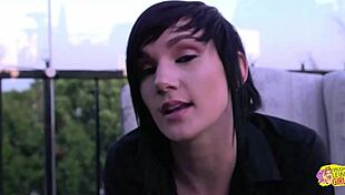 Amazing Goth Lesbians Finger And Cum!